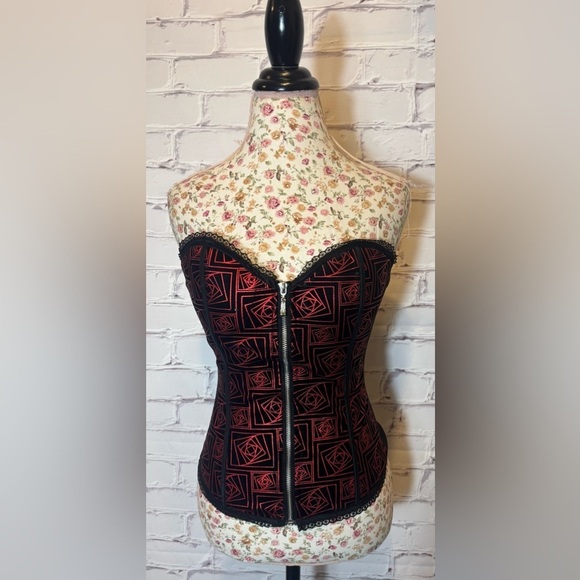 Black & Red Velvet Corset Size Small Lenght Pit - Picture 4 of 6